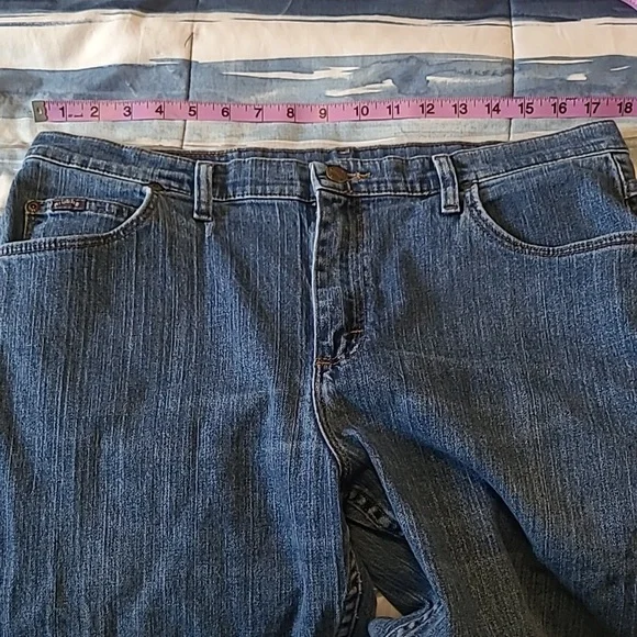 Lee Riders jeans 14L, 32" inseam - Picture 4 of 5
